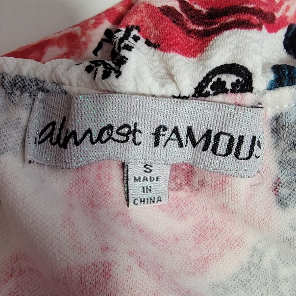 Almost Famous Size S floral off shoulder dress Valentines - Picture 4 of 6